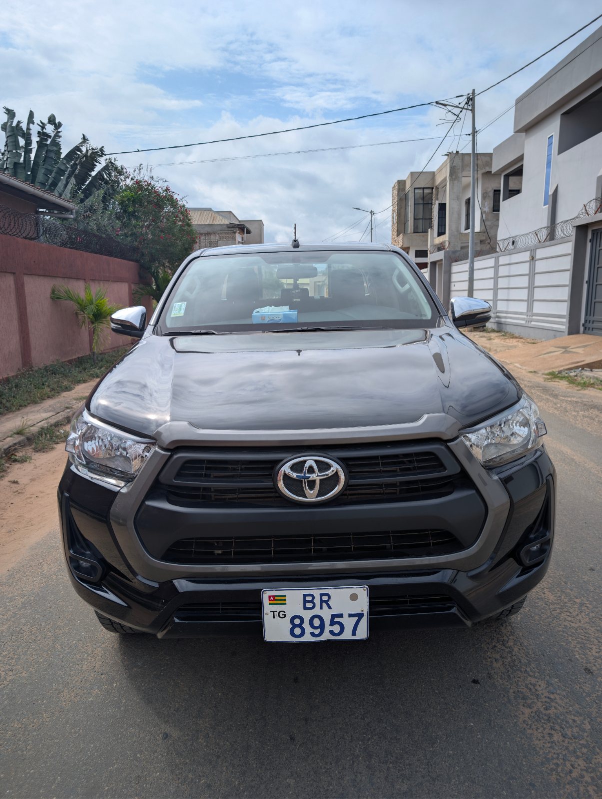 TOYOTA HILUX 2025