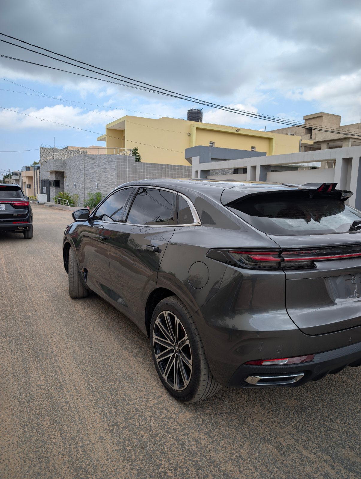 CHANGAN Uni-K hybrid rechargeable en images